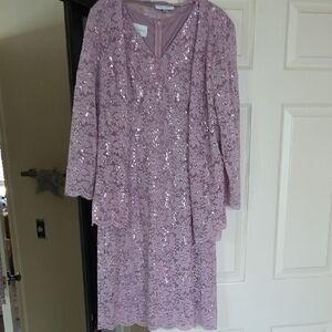 Oleg Cassini Purple Long Sleeve V-Neck Gown